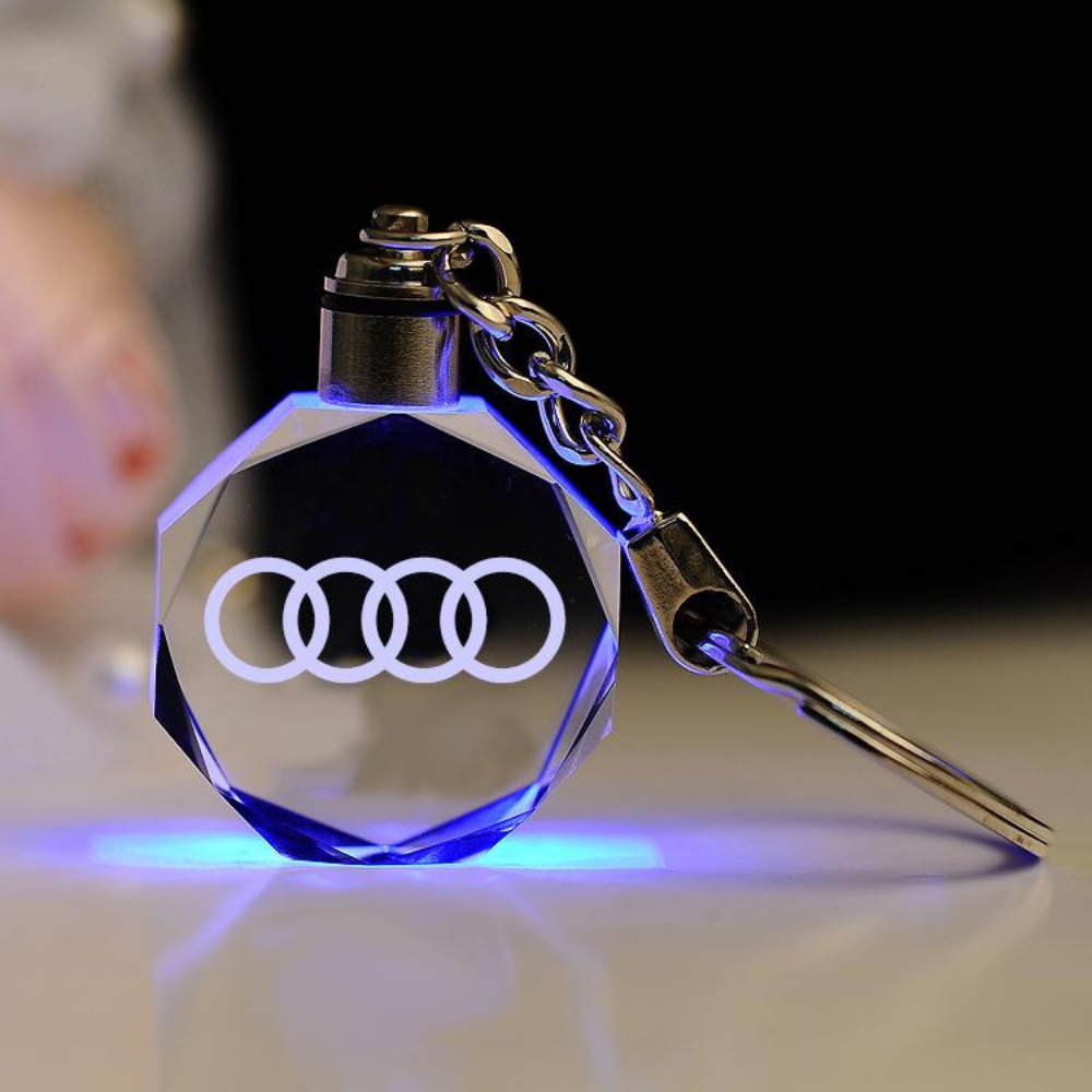 クリスタル製の3D自動車ロゴ付きキーホルダー